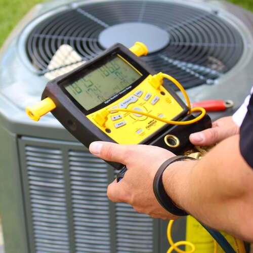 HVAC techncian services AC.